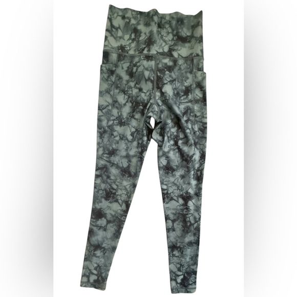 Lot of THREE Athleta leggings all size XXS all in excellent like-new condition - Picture 16 of 16